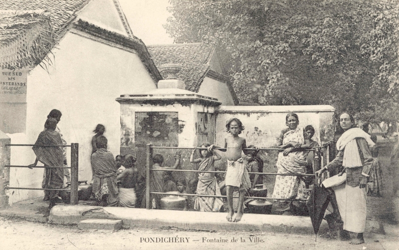 09-08 - Pondichery - fontaine (rue Aurobindo) - 1